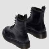 1460 CROCO Stiefel aus Leder mit Krokodilprägung 1460 CROCO Stiefel aus Leder mit Krokodilprägung