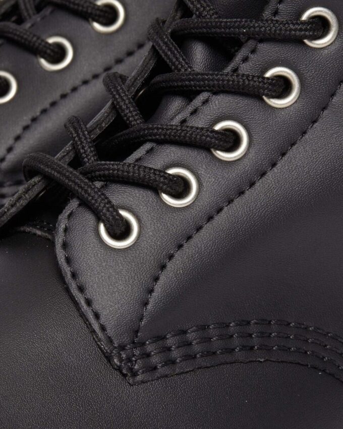 1460 GENIX NAPPA Schnürstiefel aus recyceltem Leder