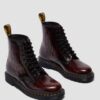 1460 Inferno Arcadia Rub Off Lederstiefel