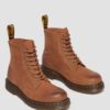 1460 Pascal Tumbled Nubuck Schnürstiefel