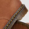 1460 Pascal Tumbled Nubuck Schnürstiefel