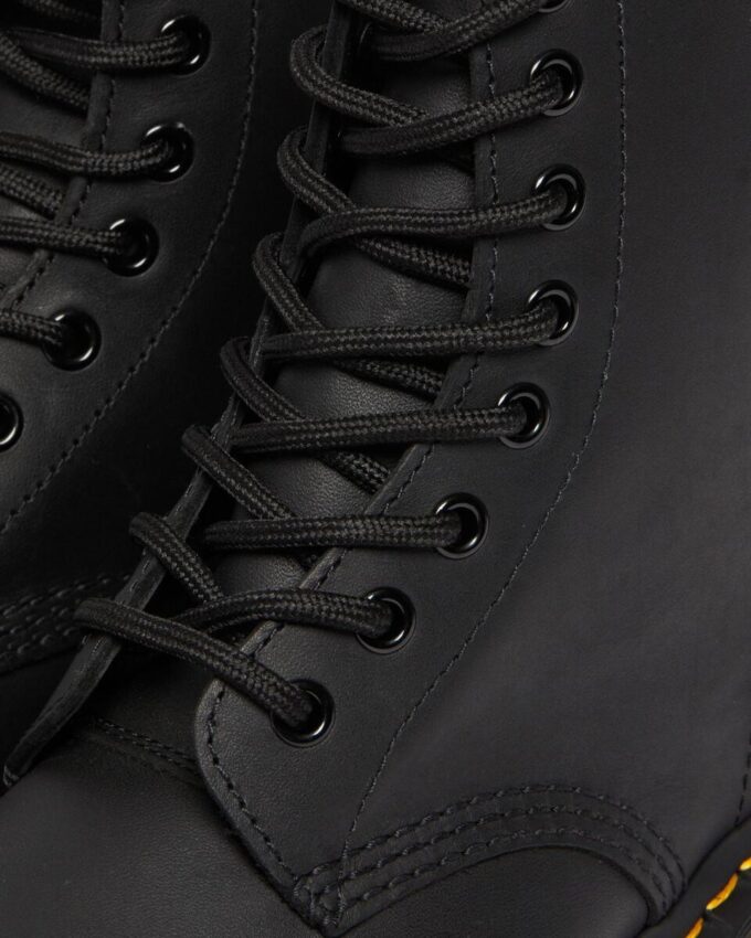 1460 Schnürstiefel aus fettigem Leder 1460 Schnürstiefel aus fettigem Leder