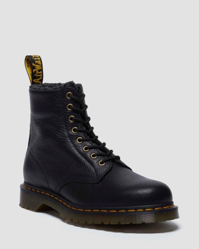 1460 Schnürstiefel aus Grizzly-Leder mit Kunstfellfutter 1460 Schnürstiefel aus Grizzly-Leder mit Kunstfellfutter