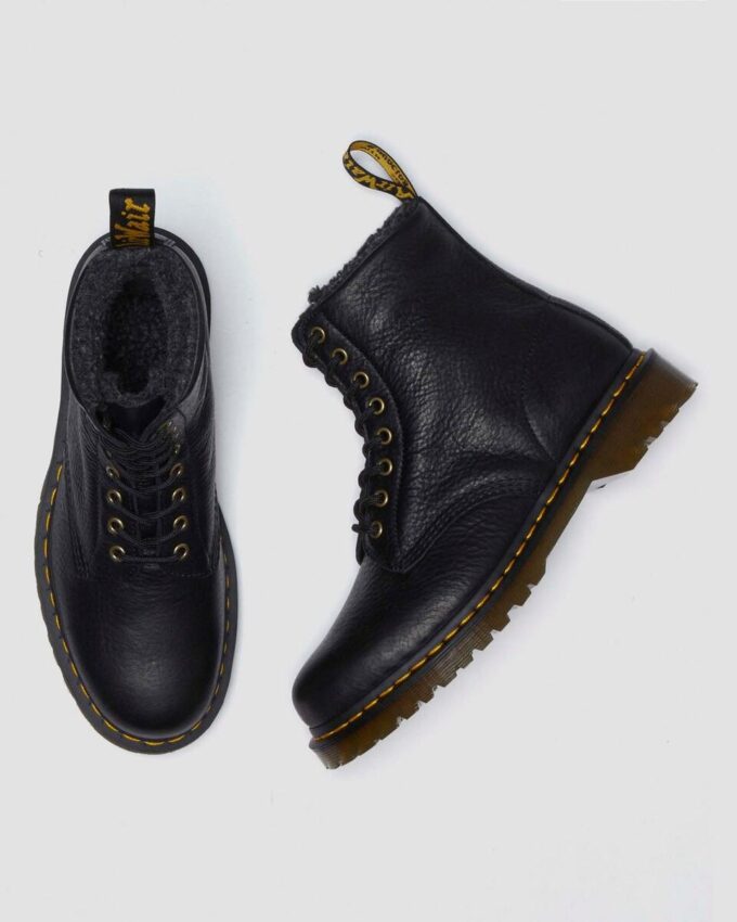 1460 Schnürstiefel aus Grizzly-Leder mit Kunstfellfutter 1460 Schnürstiefel aus Grizzly-Leder mit Kunstfellfutter
