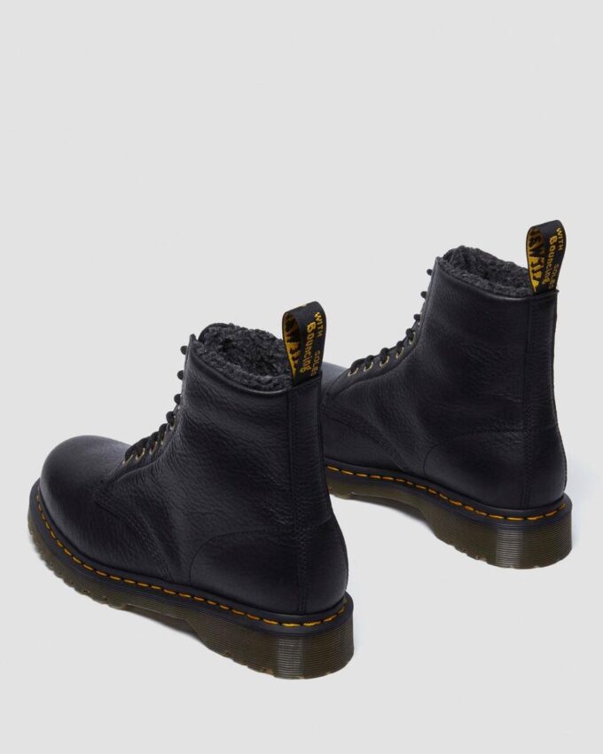 1460 Schnürstiefel aus Grizzly-Leder mit Kunstfellfutter 1460 Schnürstiefel aus Grizzly-Leder mit Kunstfellfutter