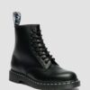 1460 Schnürstiefel aus Smooth Leather mit weißen Nähten 1460 Schnürstiefel aus Smooth Leather mit weißen Nähten
