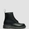 1460 Schnürstiefel aus Smooth Leather mit weißen Nähten 1460 Schnürstiefel aus Smooth Leather mit weißen Nähten
