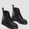 1460 SOLAR FLARE Schnürstiefel aus recyceltem Leder 1460 SOLAR FLARE Schnürstiefel aus recyceltem Leder