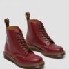 1460 Vintage Schnürstiefel aus Leder, hergestellt in England 1460 Vintage Schnürstiefel aus Leder, hergestellt in England