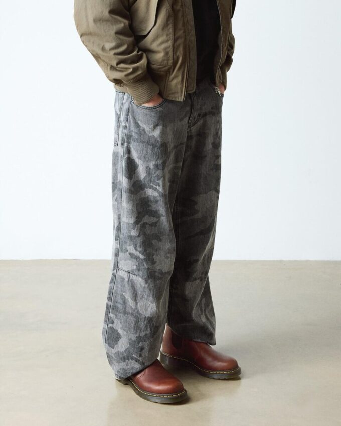 2976 Ambassador Leather Chelsea Boot