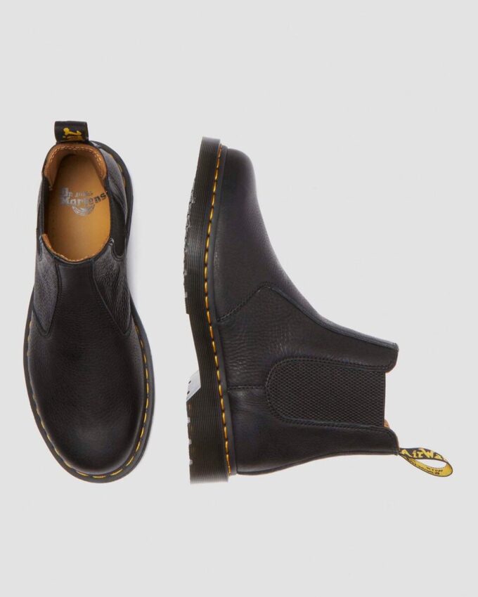 2976 Ambassador Leather Chelsea Boot