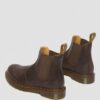 2976 Chelsea Boot aus Crazy Horse-Leder mit gelben Nähten 2976 Chelsea Boot aus Crazy Horse-Leder mit gelben Nähten
