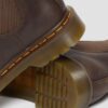2976 Chelsea Boot aus Crazy Horse-Leder mit gelben Nähten 2976 Chelsea Boot aus Crazy Horse-Leder mit gelben Nähten