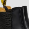 2976 Chelsea Boot aus Smooth Leather mit gelben Nähten 2976 Chelsea Boot aus Smooth Leather mit gelben Nähten