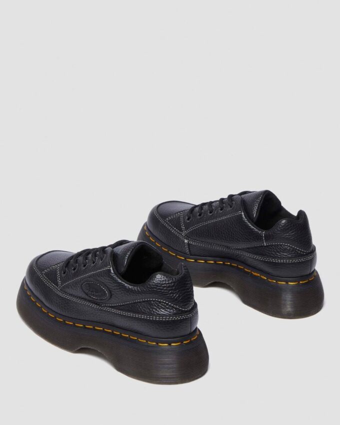 Buzz 5-Eye Schuhe aus gemilltem Nappaleder Buzz 5-Eye Schuhe aus gemilltem Nappaleder