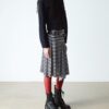 Chesney Lederstiefel mit ausgestellten Absätzen und Schnürung Chesney Lederstiefel mit ausgestellten Absätzen und Schnürung