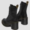 Chesney Lederstiefel mit ausgestellten Absätzen und Schnürung Chesney Lederstiefel mit ausgestellten Absätzen und Schnürung