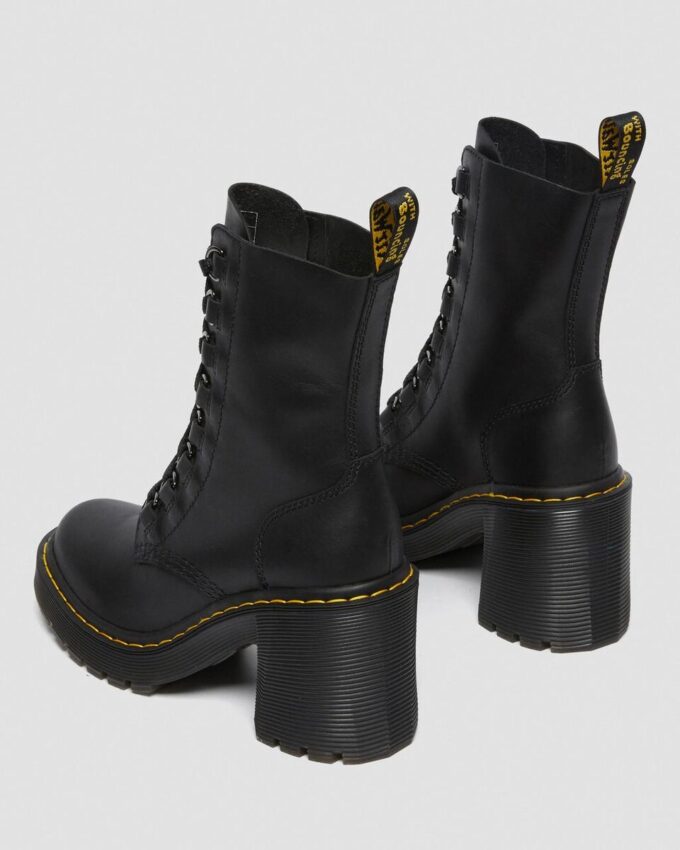 Chesney Lederstiefel mit ausgestellten Absätzen und Schnürung Chesney Lederstiefel mit ausgestellten Absätzen und Schnürung