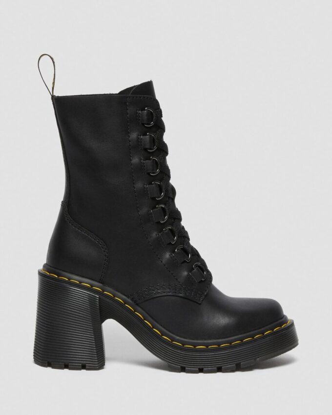 Chesney Lederstiefel mit ausgestellten Absätzen und Schnürung Chesney Lederstiefel mit ausgestellten Absätzen und Schnürung