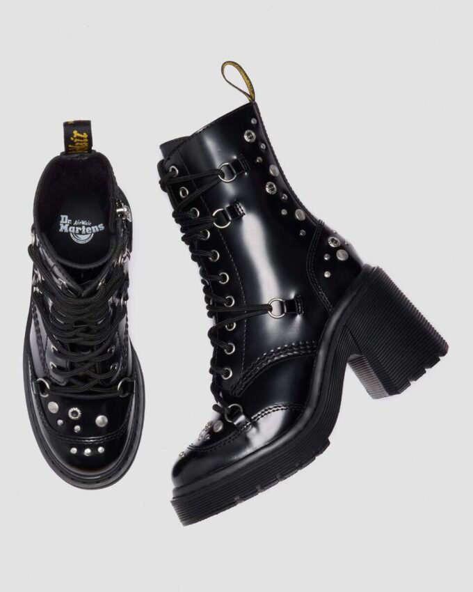 CHESNEY Stiefel mit Nieten und Flare-Absatz aus Buttero-Leder CHESNEY Stiefel mit Nieten und Flare-Absatz aus Buttero-Leder