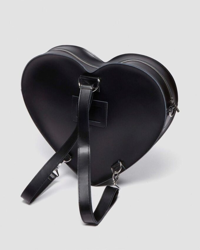 Großer herzförmiger Rucksack Großer herzförmiger Rucksack