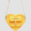 Herzförmige Kiev-Ledertasche mit Metallbeschlägen Herzförmige Kiev-Ledertasche mit Metallbeschlägen