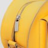 Herzförmige Kiev-Ledertasche mit Metallbeschlägen Herzförmige Kiev-Ledertasche mit Metallbeschlägen