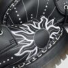 Jadon Hi SOLAR FLARE Platform-Stiefel aus recyceltem Leder Jadon Hi SOLAR FLARE Platform-Stiefel aus recyceltem Leder