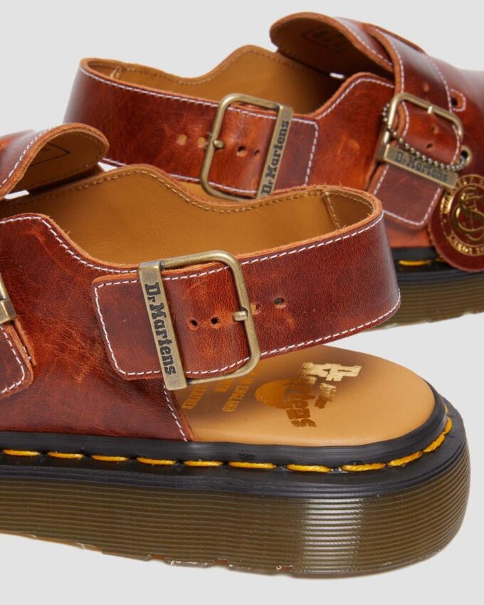 JORGE Hergestellt in England Klassische Leder-Slingback-Pantoletten JORGE Hergestellt in England Klassische Leder-Slingback-Pantoletten