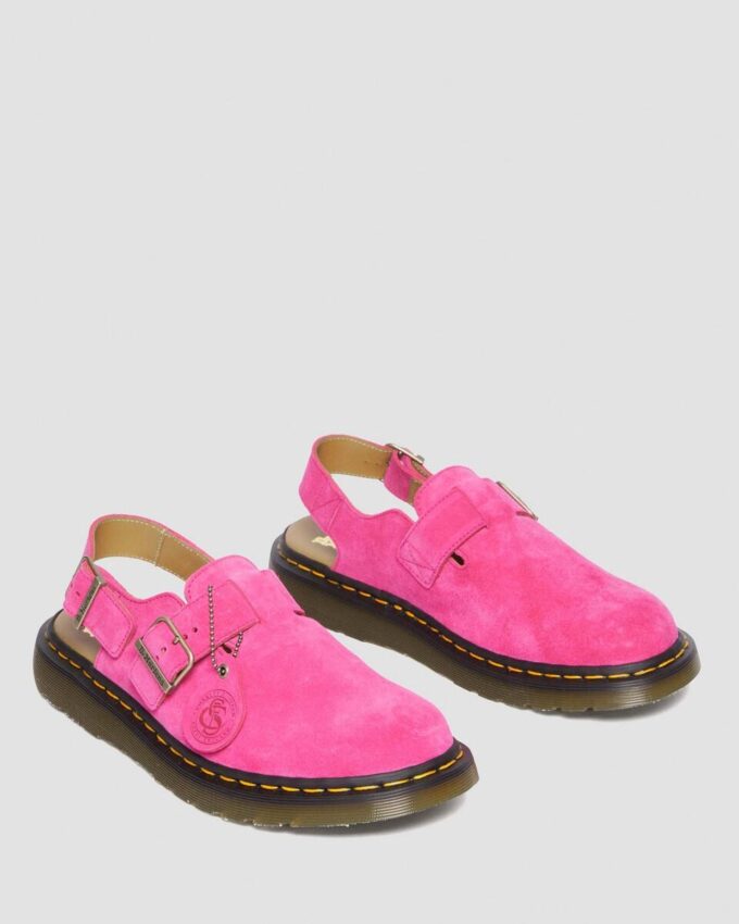 Jorge Made in England Mules aus Wildleder mit Fersenriemen Jorge Made in England Mules aus Wildleder mit Fersenriemen