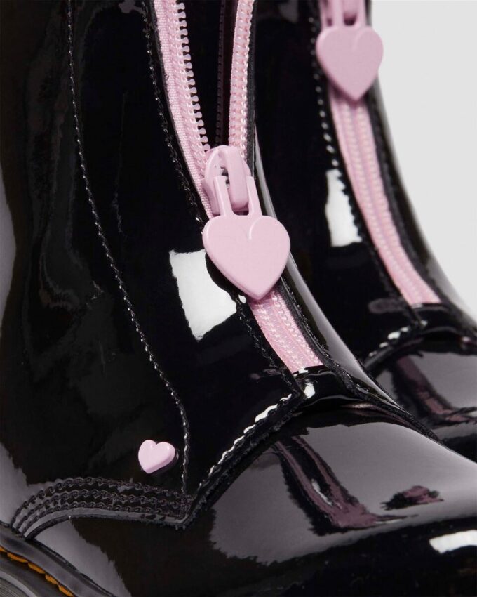 Junior Heart Nappa Patent Leather Stiefel zum Hineinschlüpfen Junior Heart Nappa Patent Leather Stiefel zum Hineinschlüpfen