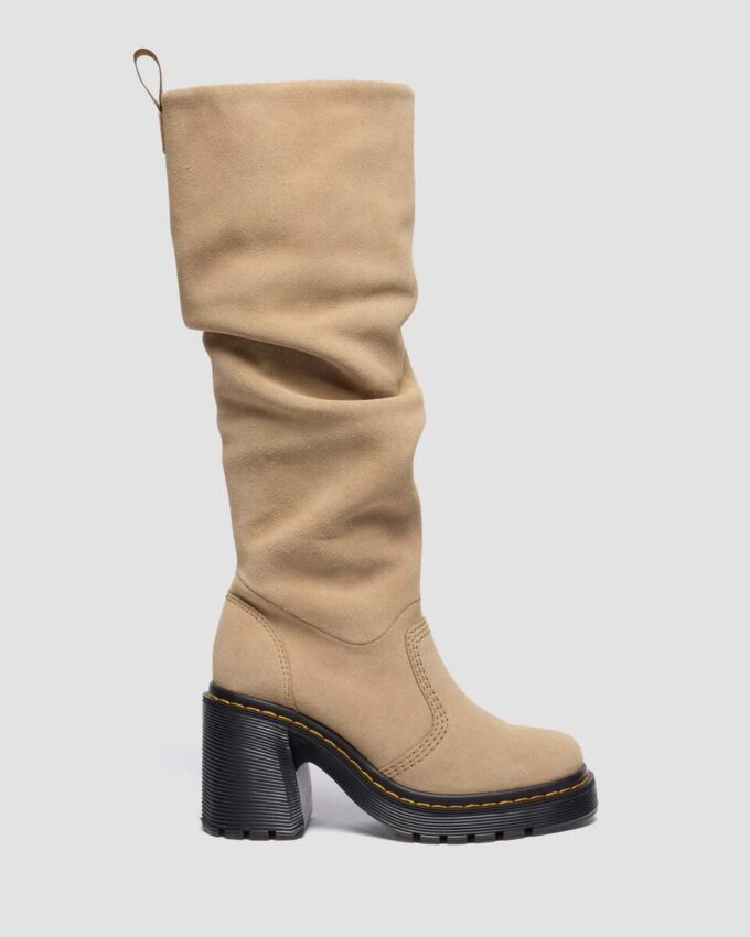 KASEY Kniehohe Stiefel aus Wildleder mit Absatz KASEY Kniehohe Stiefel aus Wildleder mit Absatz