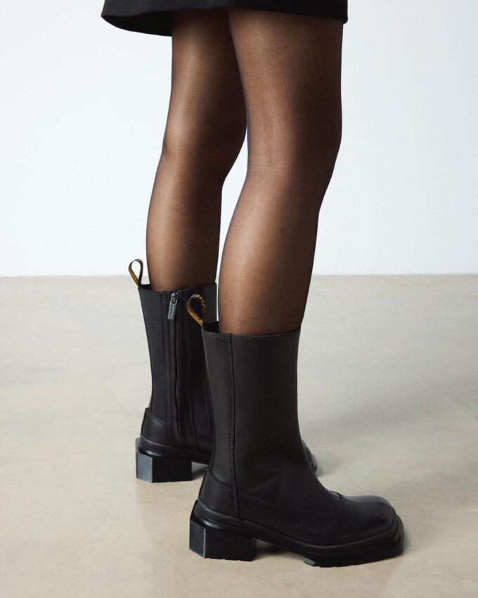 MAYBOLE HI Chelsea-Stiefel aus Leder mit eckiger Zehenkappe MAYBOLE HI Chelsea-Stiefel aus Leder mit eckiger Zehenkappe