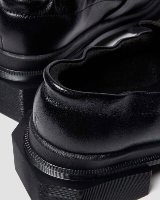 MAYBOLE LOAFER Loafer aus Leder mit quadratischer Zehenpartie und Rüschen MAYBOLE LOAFER Loafer aus Leder mit quadratischer Zehenpartie und Rüschen