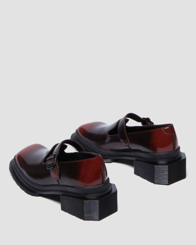 Maybole MJ Schuhe mit eckiger Spitze und Mary-Jane-Verschluss Maybole MJ Schuhe mit eckiger Spitze und Mary-Jane-Verschluss
