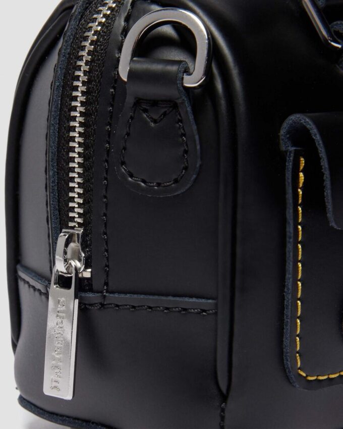 Mini-Handtasche mit Henkel Kiev Ledertasche Mini-Handtasche mit Henkel Kiev Ledertasche