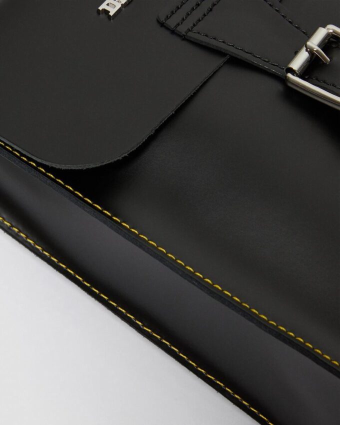 Mini-Rucksack aus Leder Mini-Rucksack aus Leder