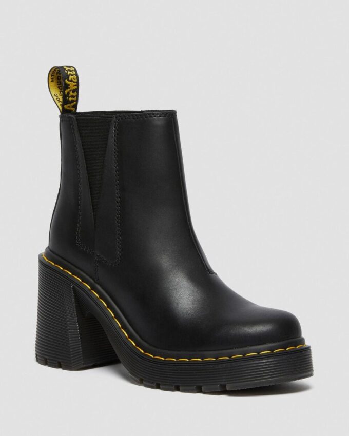 SPENCE Chelsea-Stiefel aus Leder mit ausgestellten Absätzen SPENCE Chelsea-Stiefel aus Leder mit ausgestellten Absätzen
