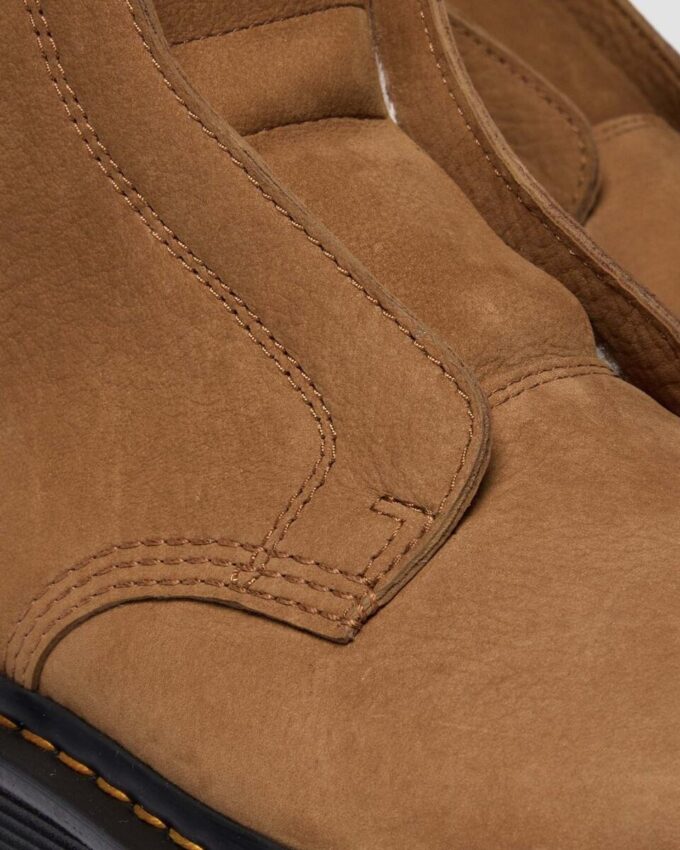 ZEBZAG LACELESS Warm gefütterte Slip-On-Stiefel aus Nubukleder ZEBZAG LACELESS Warm gefütterte Slip-On-Stiefel aus Nubukleder