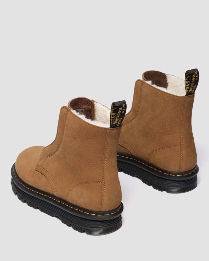ZEBZAG LACELESS Warm gefütterte Slip-On-Stiefel aus Nubukleder ZEBZAG LACELESS Warm gefütterte Slip-On-Stiefel aus Nubukleder